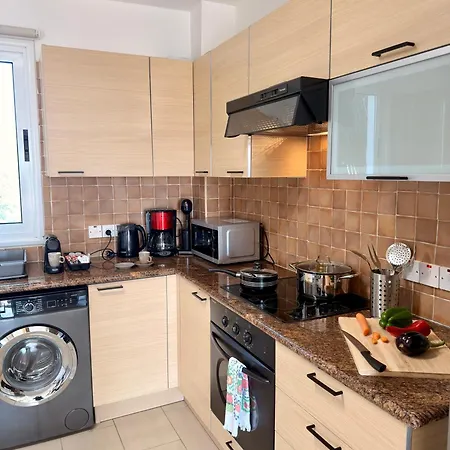 Rope And Reef 2bd Walk To Nissi And Pool Апартаменты Айя-Напа