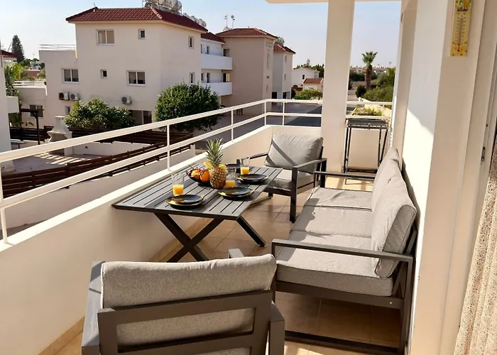 Rope And Reef 2bd Walk To Nissi And Pool Айя-Напа