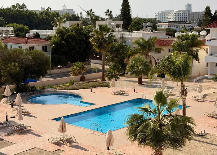 Rope And Reef 2bd Walk To Nissi And Pool *