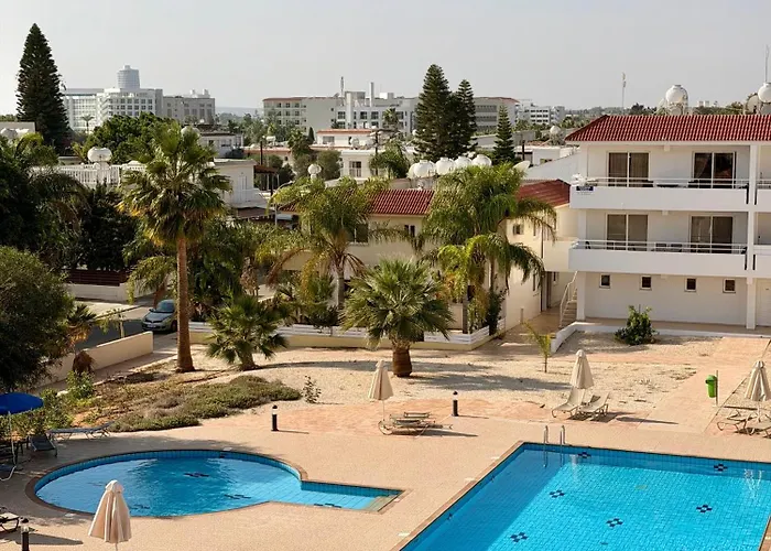 Rope And Reef 2bd Walk To Nissi And Pool Apartment *