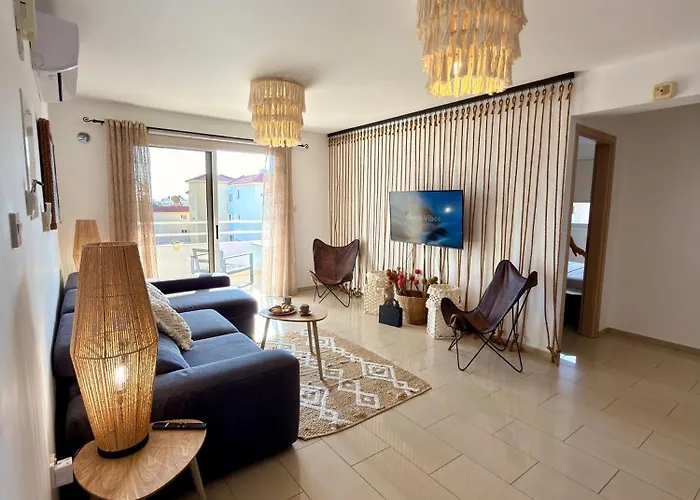 Апартаменты Rope And Reef 2bd Walk To Nissi And Pool Айя-Напа