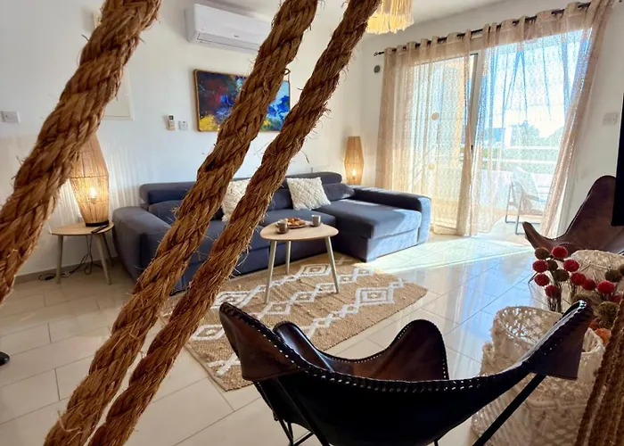 Rope And Reef 2bd Walk To Nissi And Pool *